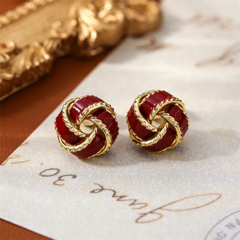 Vela Knot Studs