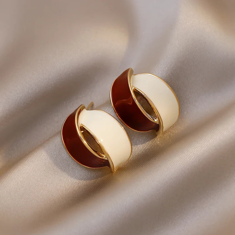 Sculpted Arc Studs